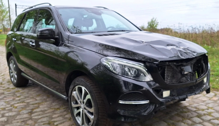 Mercedes-Benz GLE cena 66600 przebieg: 141993, rok produkcji 2016 z Żelechów małe 106